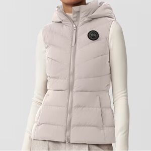 Canada Goose $795 750 fill Claire Hooded Puffer Vest Jacket L
